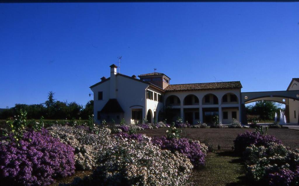 Agriturismo Due Torri Montebelluna Esterno foto